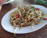 Foto langkah ke 1 dari resep Toge ikan asin.
