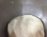 صورة لخطوة 1 من وصفة بيتزا بحجم عاءلي اممم😋😋😋😋