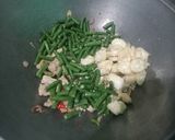 Foto langkah ke 3 dari resep Tumis Tempe Kacang Panjang.