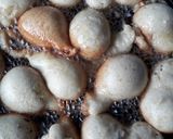 A picture of step 4 of Puf puf with black pepper nd ginger.