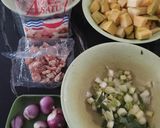 Foto langkah ke 1 dari resep Tumisan Ayam Labu.