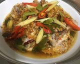 A picture of step 3 of Steamed Chicken with Various Herbs.