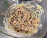 Une image de l'étape 4 de Pavés de chocolat blanc aux corn flakes et fruits confits.