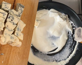 Foto del paso 3 de la receta: Tagliatelle con crema de queso Gorgonzola y nueces