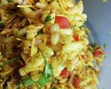 A picture of step 2 of Bhelpuri.
