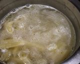 A picture of step 1 of White Sauce Cheese Pasta.