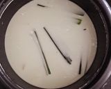 A picture of step 3 of Pandan coconut milk rice.