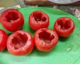 Foto del paso 2 de la receta: Tomates rellenos con arroz y atún