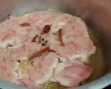 A picture of step 2 of Qeema,matar,aloo (chicken).