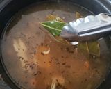 A picture of step 8 of Chicken soup.