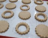Foto del paso 7 de la receta: 🫖 Galletitas rellenas con dulce de leche o dulce de frambuesa 🫖Masa de mantequilla de maní al cacao