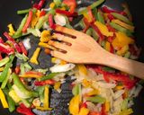 Une image de l'étape 1 de Bœuf sauté aux poivrons.