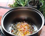 Foto del paso 2 de la receta: Papas con pollo y crema de leche