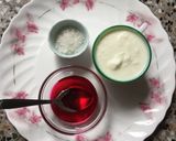 A picture of step 1 of Rose Lassi.