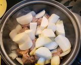 Foto langkah ke 4 dari resep 103. Doenjang Jjigae 된장찌개.