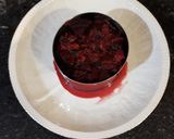Foto del paso 2 de la receta: Delicias de remolacha con jamón, queso y polvo de manzanilla