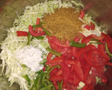 કોબીજ - ટામેટા નું સલાડ (Cabbage Tomato Salad Recipe In Gujarati) રેસીપી સ્ટેપ3ફોટો
