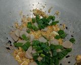 Foto langkah ke 3 dari resep Kwetiau Goreng Bumbu Simple.