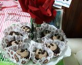 Foto del paso 4 de la receta: Brownies decorados en pirotines
