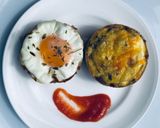 Foto langkah ke 6 dari resep Egg hash browns(kentang telur cetak muffin).