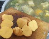 Foto del paso 3 de la receta: Caldo de pollo 🐔 (bien cargado) 😋