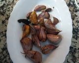 Foto del paso 2 de la receta Conejo al ajillo y laurel
