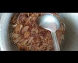 A picture of step 1 of Chicken aloo ki biryani.