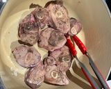 A picture of step 1 of Braised lamb with pasta.