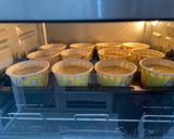 Foto langkah ke 6 dari resep Banana Cupcake.