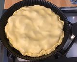 Une image de l'étape 7 de Tarte renversée pommes et pistaches (pâte brisée à la crème).