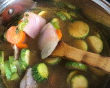 Foto del paso 5 de la receta: Caldo de filete de pescado!