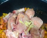 A picture of step 3 of Chicken 🐔 karai.