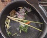Foto langkah ke 1 dari resep Tomyam udang.
