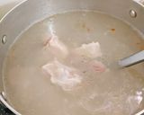Hình bước làm 2 của món Cháo hến sườn non