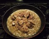 A picture of step 4 of Chicken liver with cloves.