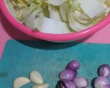 Foto langkah ke 1 dari resep Oseng sawi putih telur.