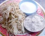 รูปขั้นตอนการทำที่ 2 ของ ขนมมันสำปะหลังนึ่งใส่ใบเตย