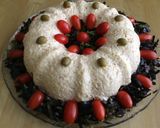 A picture of step 14 of Chicken with Rice Salad in a Bundt Pan.