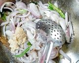 A picture of step 2 of Mix Veggies Korma.