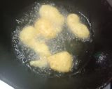 A picture of step 2 of Dahi bhalle.