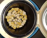 Foto langkah ke 1 dari resep Tumis kacang panjang magicom (ala kost).
