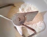Foto langkah ke 3 dari resep Milk Loaf Bread Metode Tangzhong.