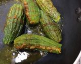 A picture of step 8 of Bharwa karela.