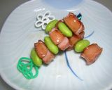 A picture of step 4 of Bento Sausage & Edamame Skewers.