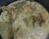 Foto langkah ke 4 dari resep Opor Ayam Bumbu Kuning.