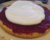 A picture of step 9 of Victoria sponge cake.
