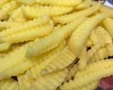 Foto langkah ke 1 dari resep Crunchy French Fries 🍟.