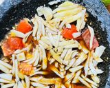 Foto langkah ke 3 dari resep Som Tum Mamuang (Thai Green Mango Salad).