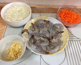 義式鮮蝦風味燉飯的食譜步驟1照片