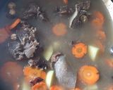 Foto langkah ke 7 dari resep 88 Sup Daging plus Tulang Sapi.